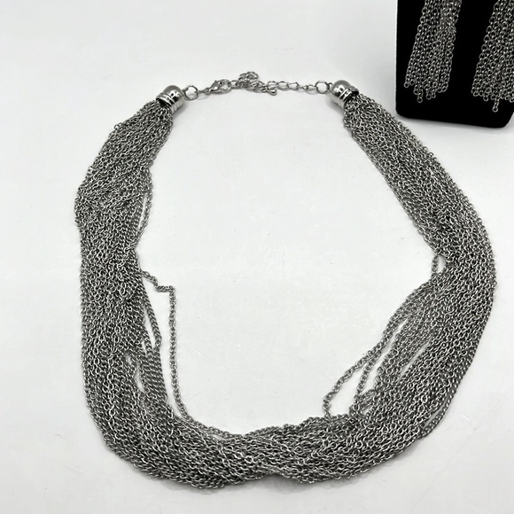 Layered Chain Link Necklace and Earrings Set 24 Multiple Layers of Chains - Picture 7 of 11